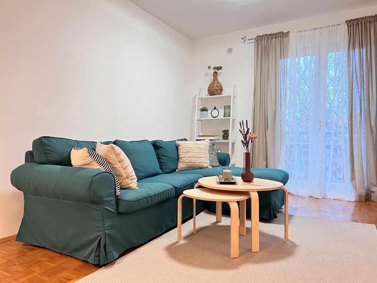 Apartment Giordi Poreč Exteriör bild